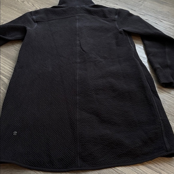 Lululemon | On Repeat High-Collared Long Full-Zip Jacket in Black Size 6 - Picture 12 of 15